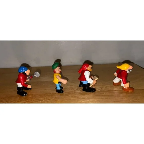 VTG 1994 Fisher Price Great Adventures Pirate Ship Action Figures Lot 4 Pirates - Picture 4 of 5